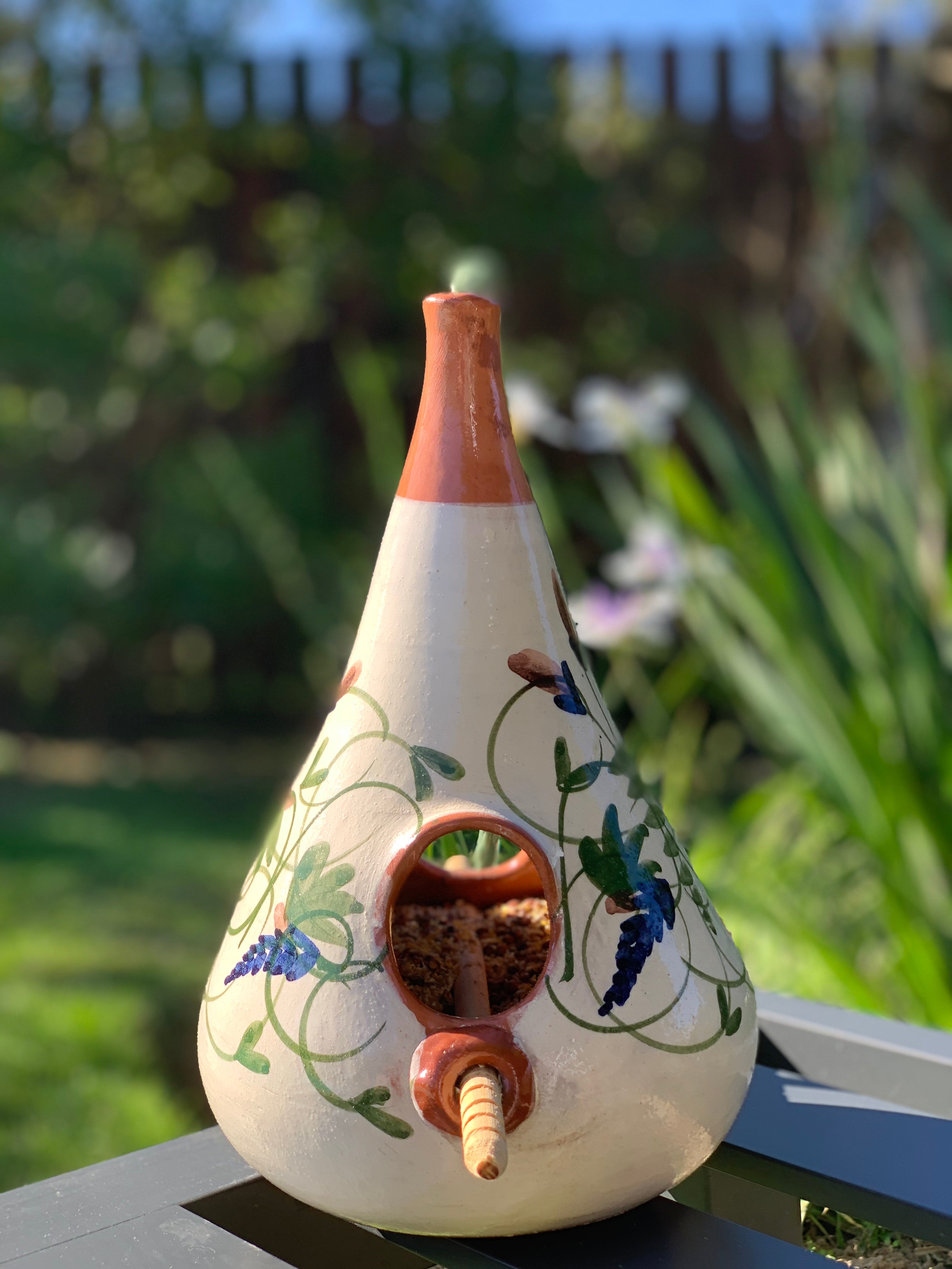 The Ivy Songbird Garden Feeder